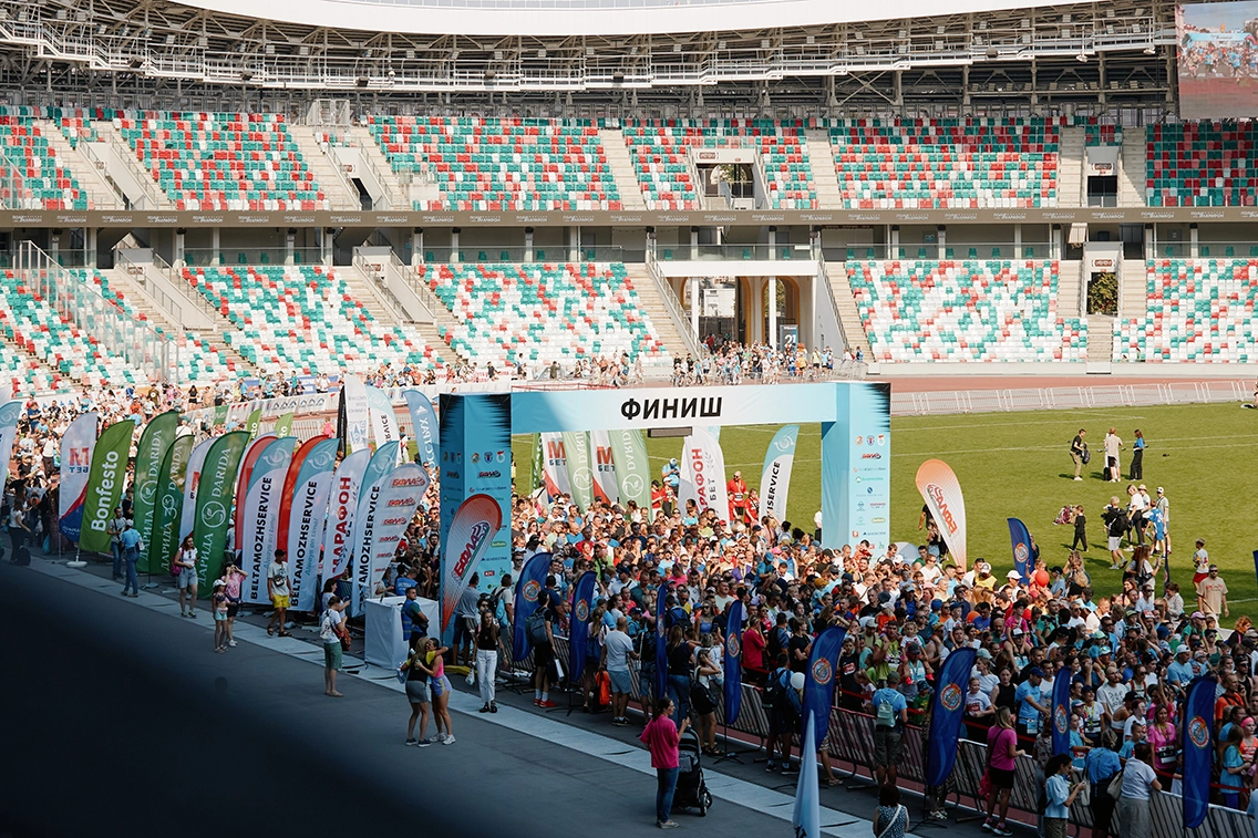 Спорт, улыбки и помощь: в Минске состоялся Семейный забег